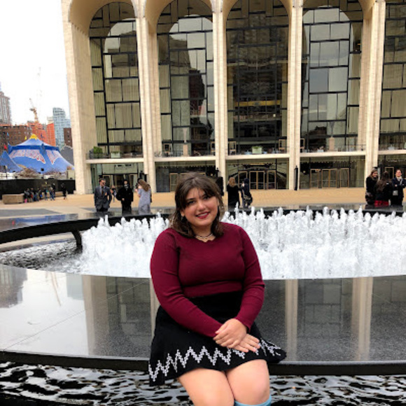 Meet your Posher, Jenna - Picture 1 of 1